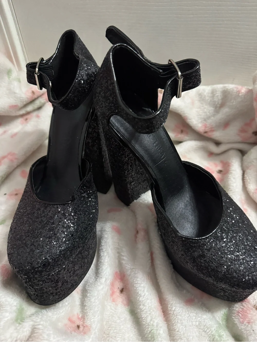 N/A sparkling black